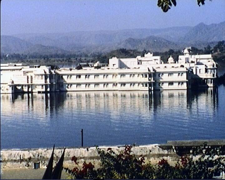 Udaïpur - le Palace vu du Palais du Maharana, Удаипур