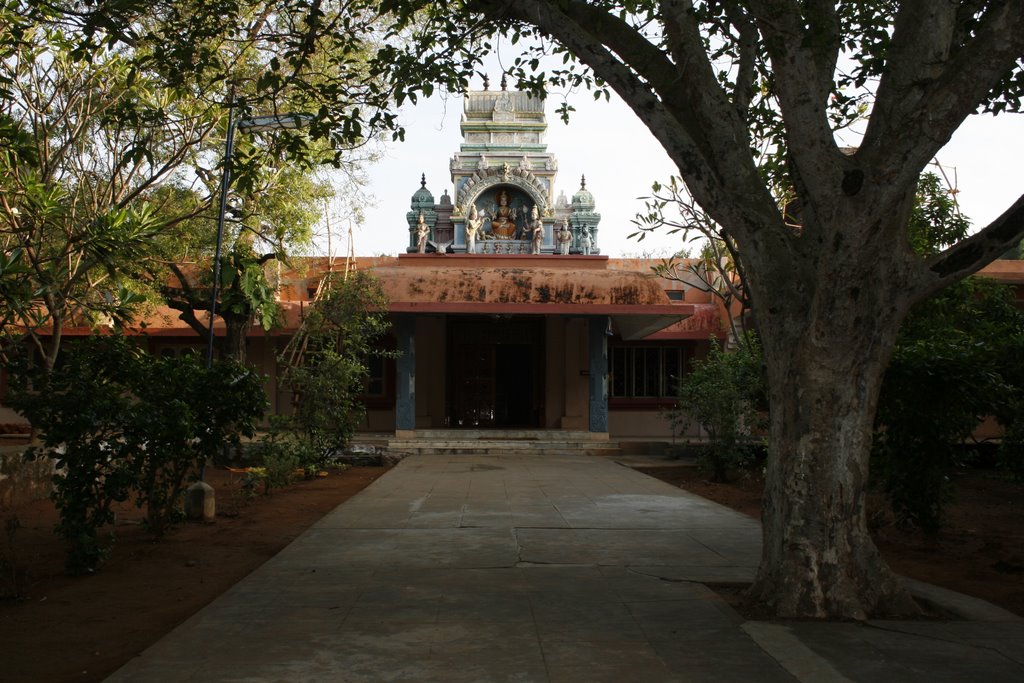 Sri Lalithambigai Temple, Ванииамбади