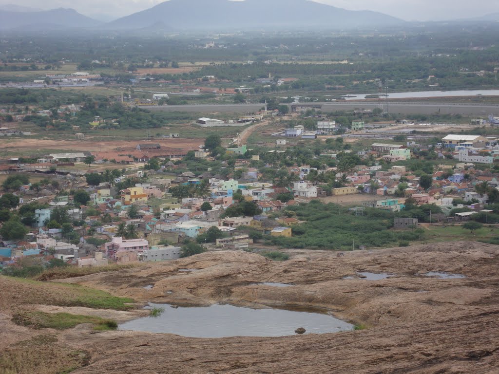 DSC04252 திண்டுக்கல்-பத்மகிரிகோட்டையிலிருந்து  from Malaikottai (Rock-Fort) view from Dhindukkal PadmagiriKottai 28, Диндигул