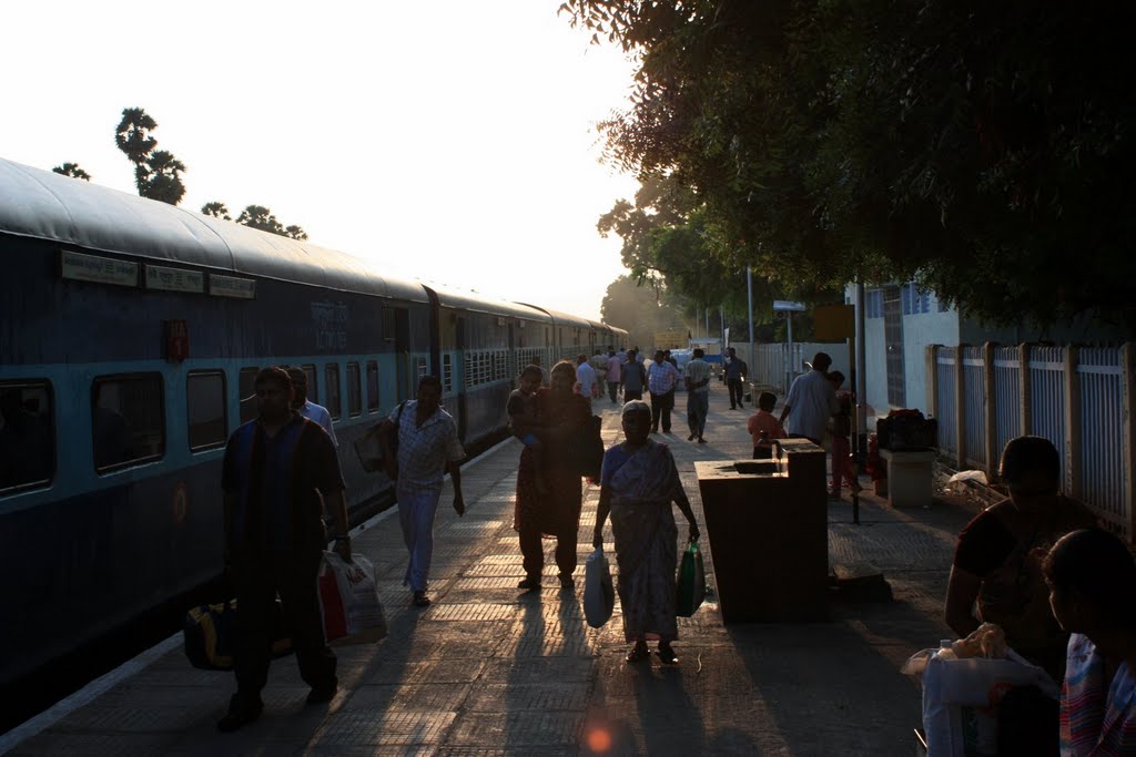 Karur Station in the morning., Карур