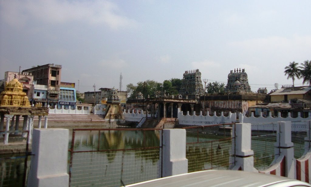 DSC07892 ஆதி கும்பேஸ்வரர் சுவாமி திருக்கோயில் குளம், Aadhi Kumbaeswarar Swamy Thirukkoil Kulam(Temple Pond), Кумбаконам