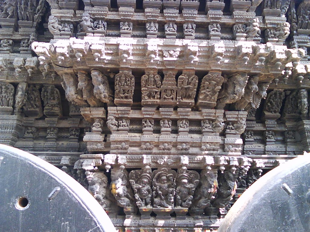 wooden art work,temple chariot,kumbakonam,tamilnadu, Кумбаконам