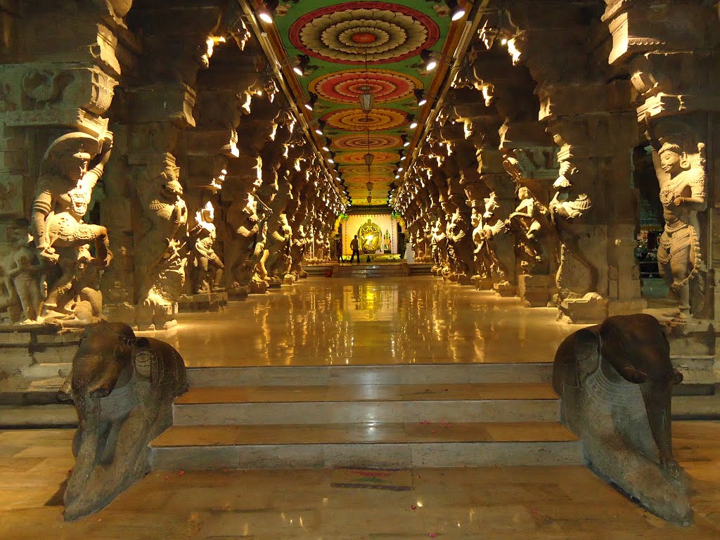 grand hall,meenakshi temple madurai,tamilnadu, Мадурай