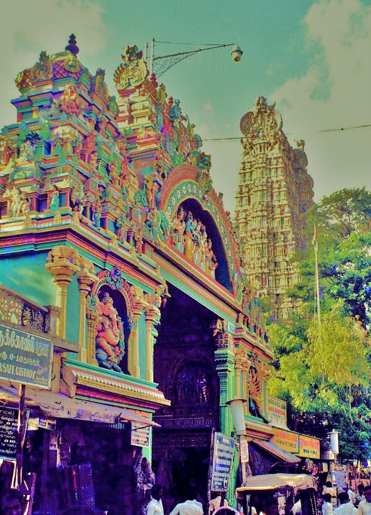 Madurai - Haupteingang zum Menakshitempel und Ost-Gopura, Мадурай