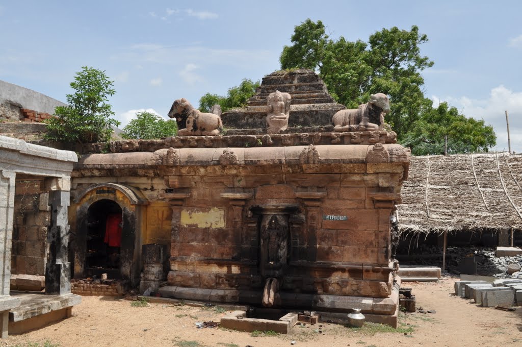 Vellur - Sri Kameshwarar Temple, Раяпалаииам