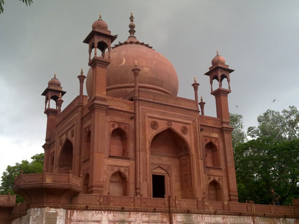 Red Taj, Агра