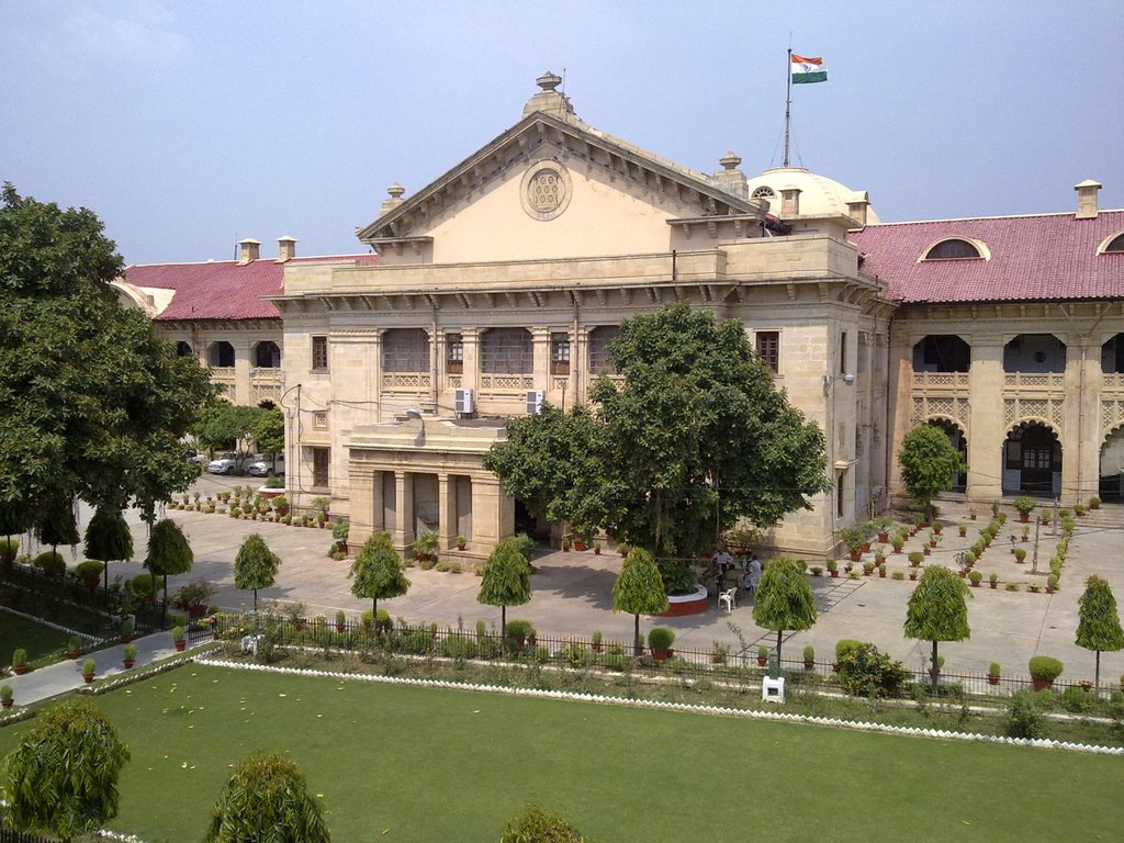 Majestic Allahabad High Court_Standing Tall_060709, Аллахабад