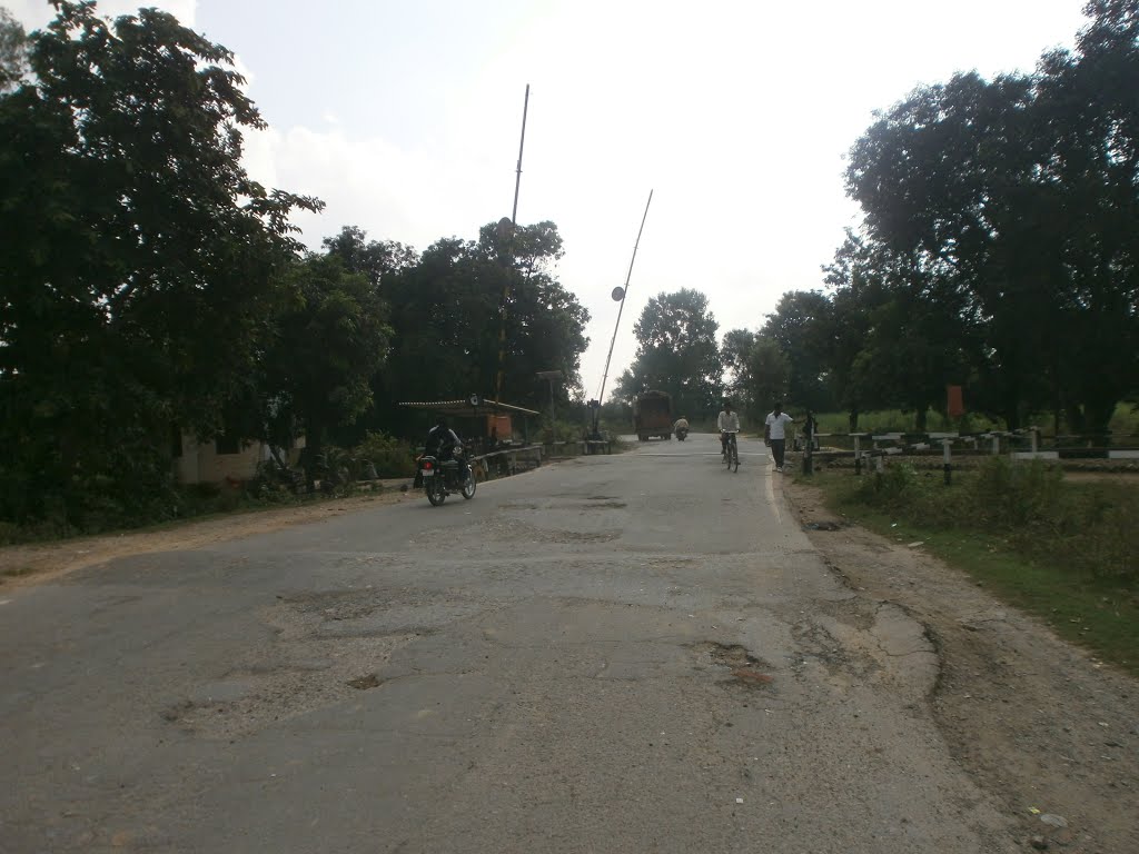 State Highway 30, Khiroura Mohan, Гонда