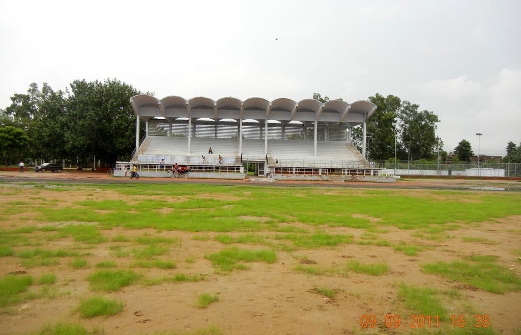 Bhim Stadium , Bhiwani, Бхивани