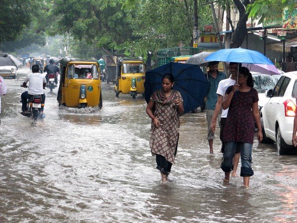 Monsoon in Chennai (Madras) - India, Мадрас