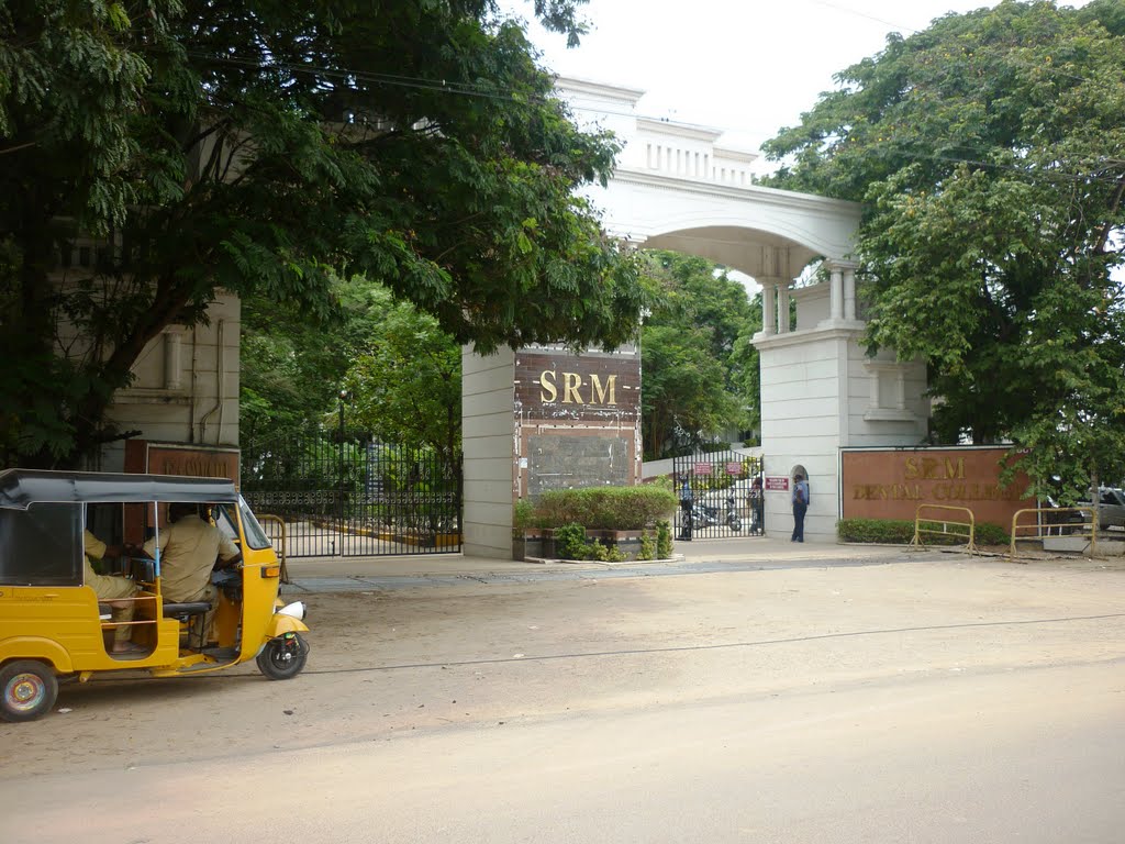 SRM University, Мадрас