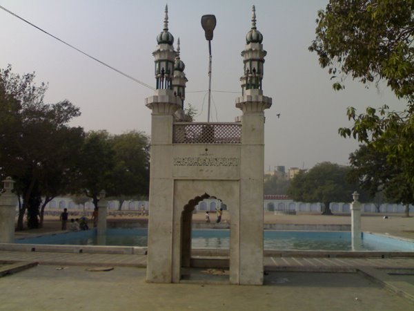 Char Minar, Eidgah, Дели