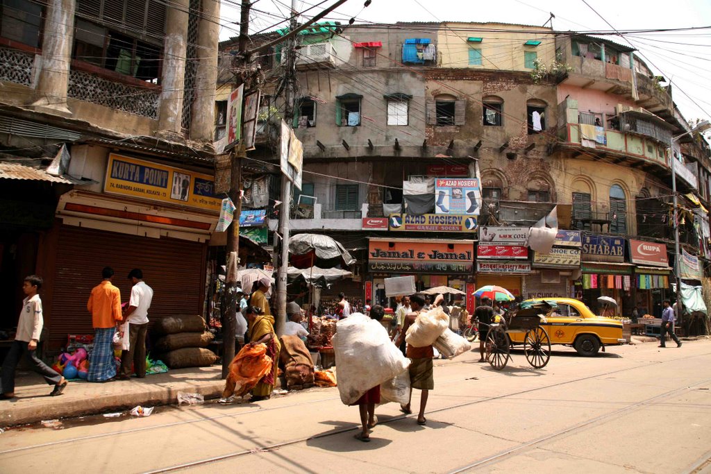 Central Kolkata - Bentinck and Rabindra Streets, Калькутта