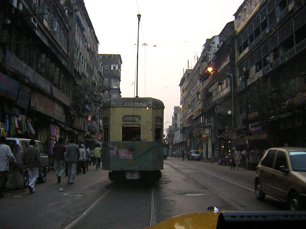 Tram on M.G. Road, Kolkata, India © Bipul Keshri, Калькутта