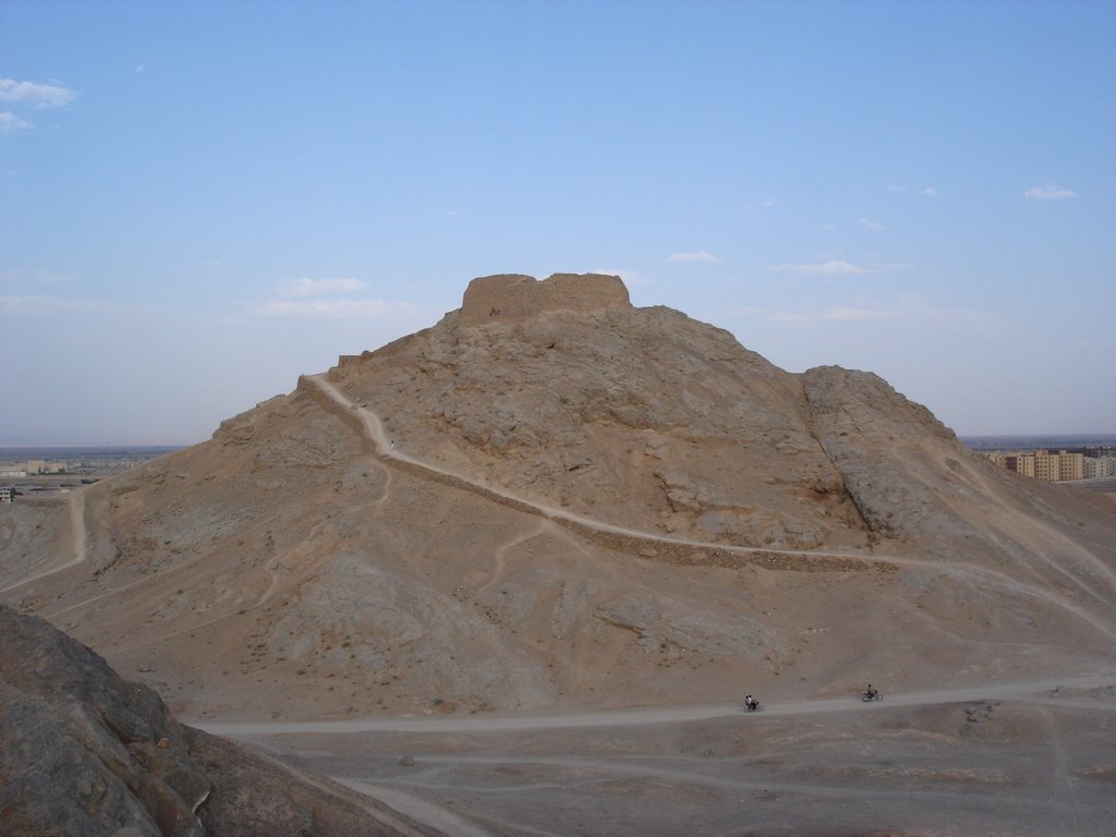 Tower of Silence, Yazd, Марагех
