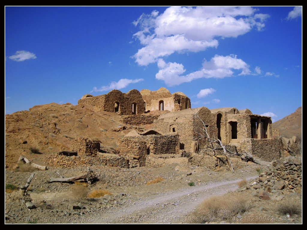 نمایی از روستای دادکین - عکس از مجتبی غلامرضایی, Марагех