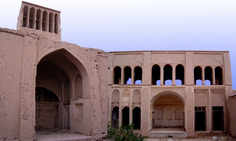 Ruined House Bafrouya-Maybod, Марагех