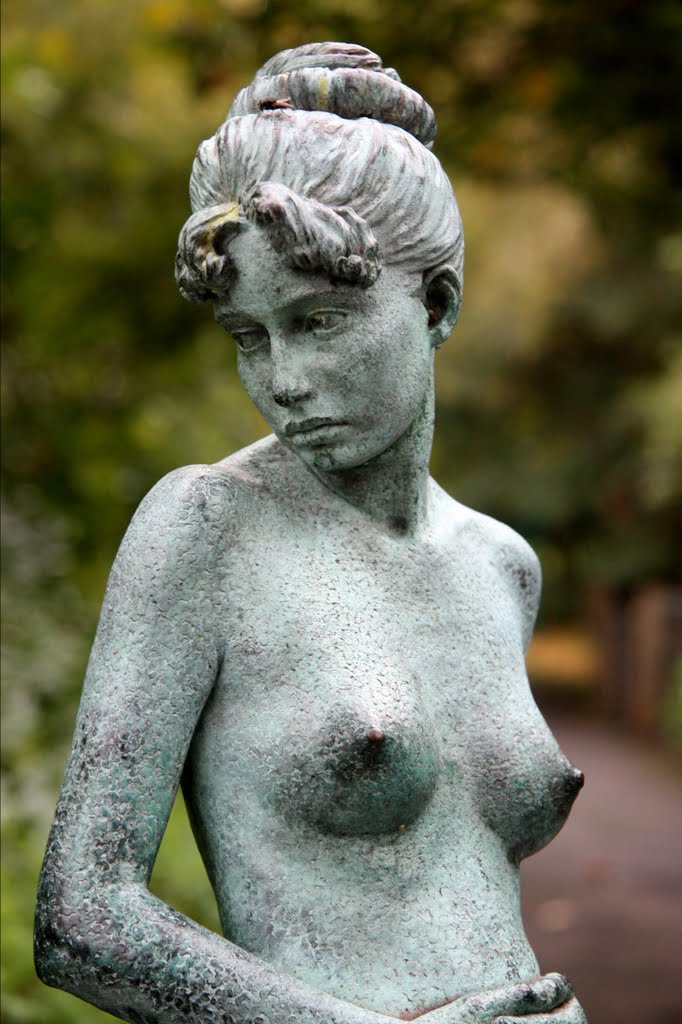 Merrion Square, The Pregnant Woman Statue, Dublin, Дан-Логер