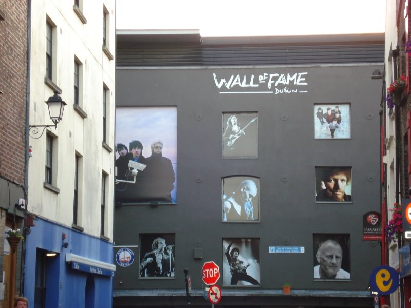 Hírességek fala - Wall of Fame,Dublin, Дан-Логер