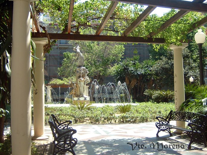 Jardín de la Plaza de Correos (by vtemz), Алкантара