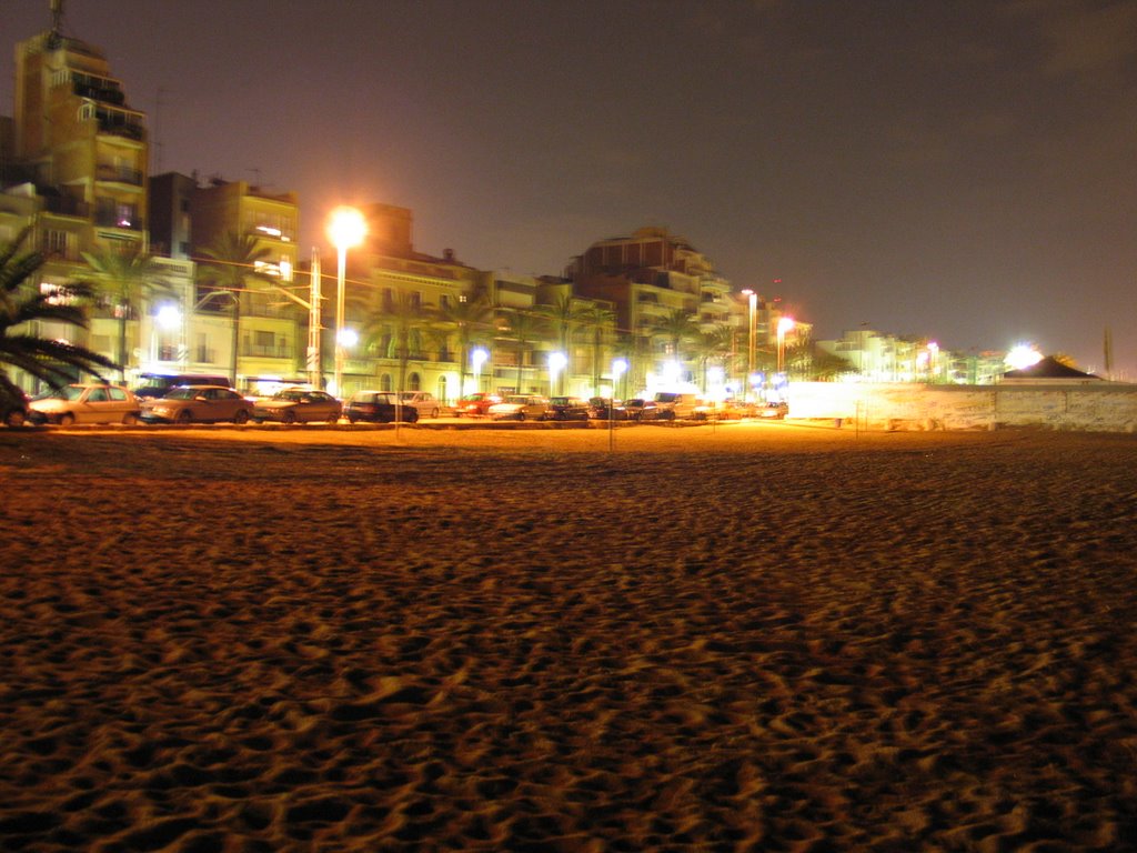 Badalona Beach by night, Баладона