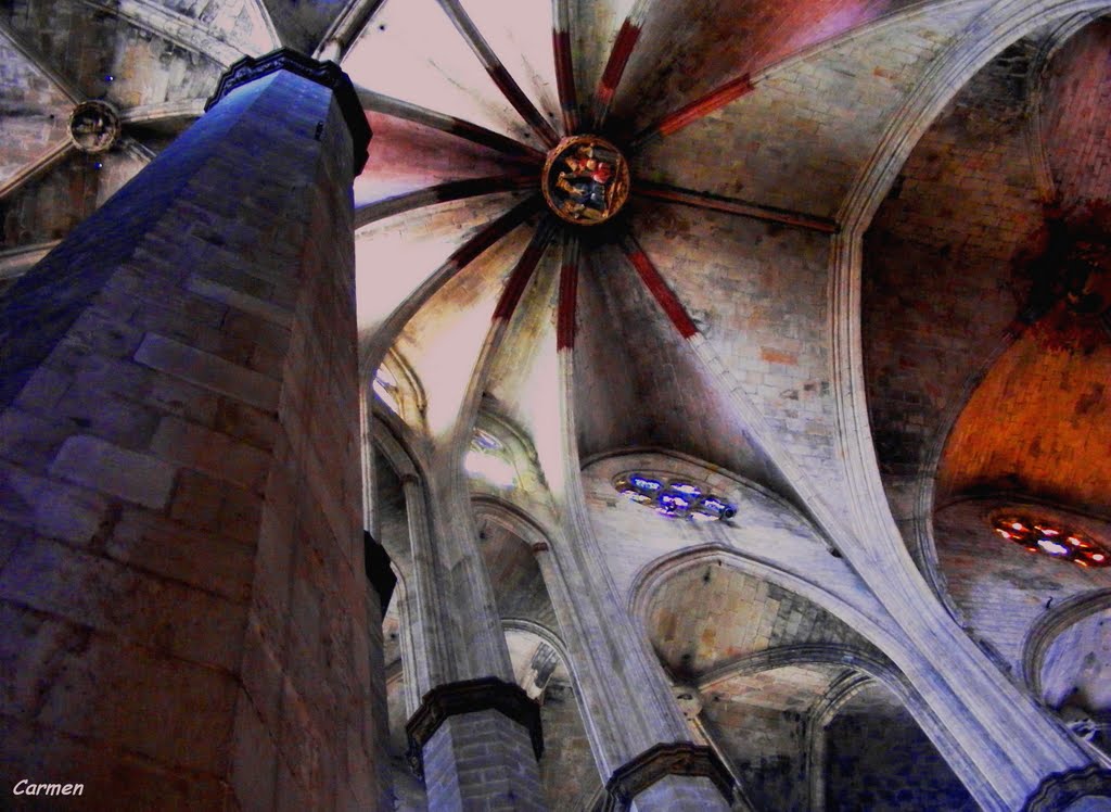 PINTANDO DE COLORES CON LA LUZ, Arquería y bovedas de Sta. María del Mar  1329.-Barcelona " PAINTING  OF COLORS WHIT THE LIGHT", Барселона