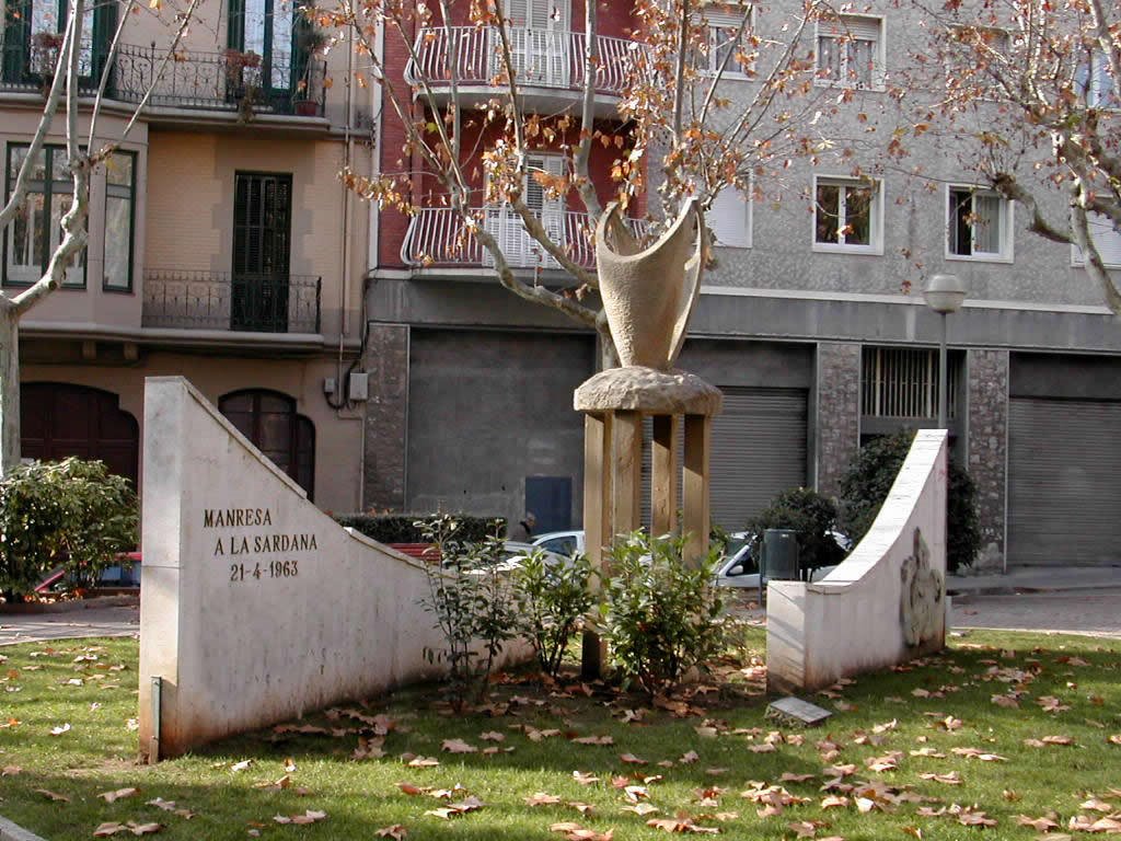 Monument a la Sardana (www.guiamanresa.com), Манреса