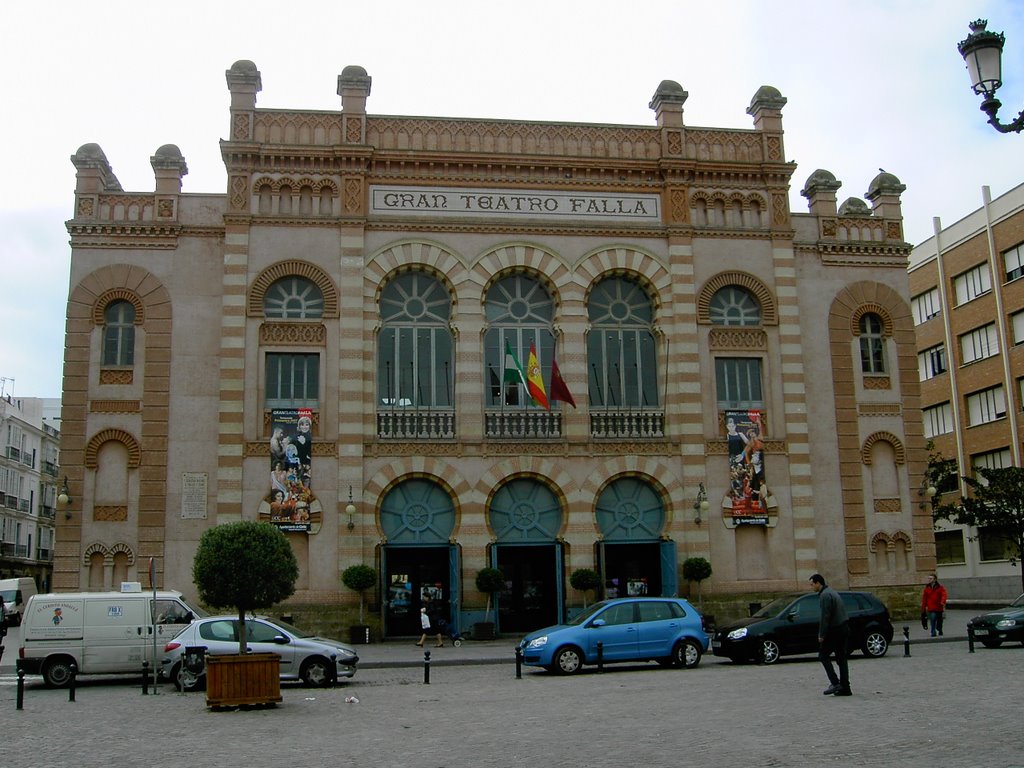 Cádiz; Gran Teatro Falla, (1905 Juan Cabrera de la Torre), Алжекирас