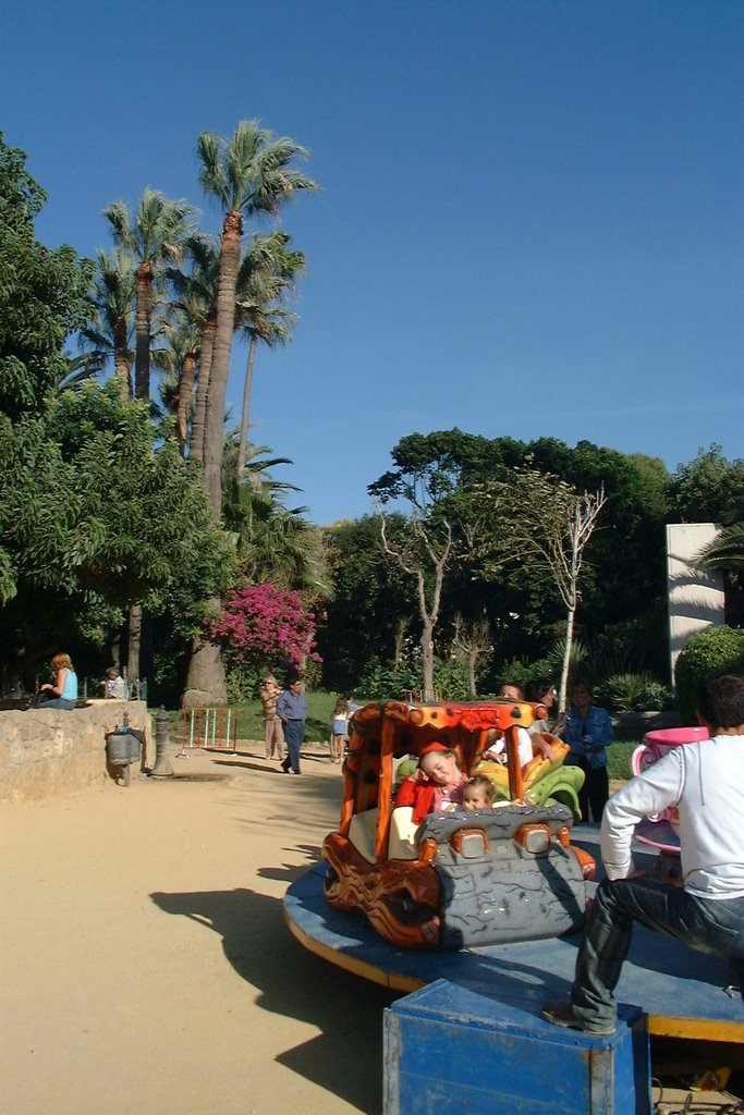Childrens playground Parque del Genovese, Cadiz, Алжекирас