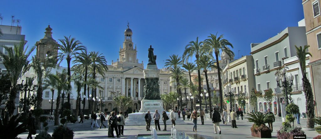 : Plza. San Juan de Dios (Cádiz), Алжекирас