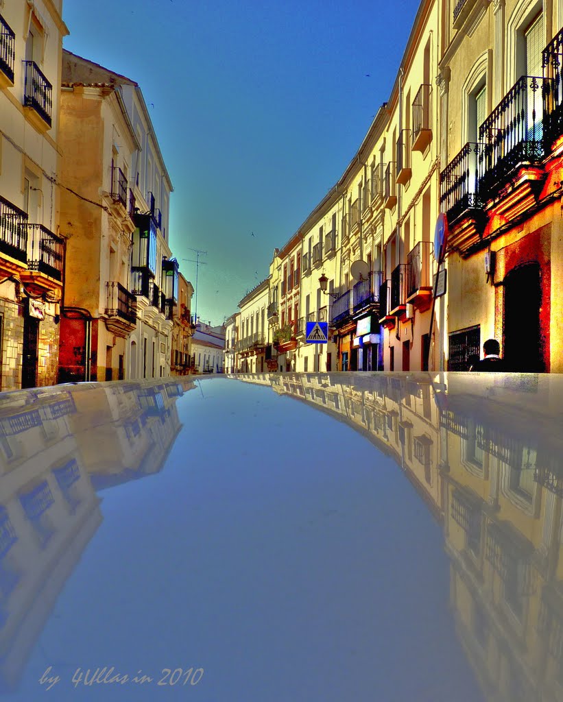 Car reflection in Barrio Nuevo Street of Caceres downtown: Unesco`s  Heritage of Mankind, Кацерес