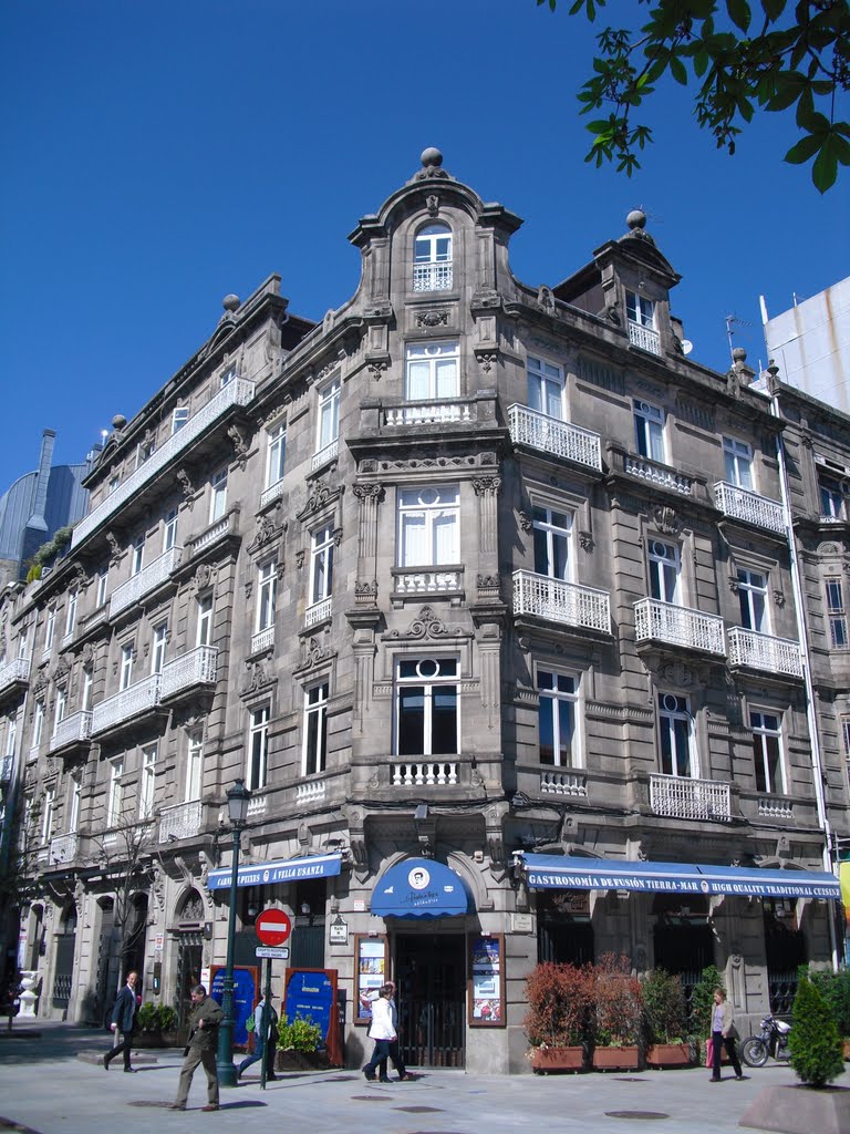 Edificio. Calle Concepción  Arenal. Vigo, Galicia, España., Виго