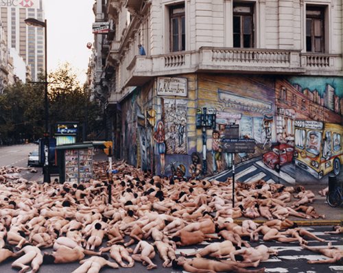 Spencer Tunick en Buenos Aires, Азул