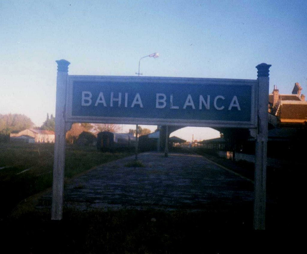 Cayendo la tarde. (Bahia Blanca, Buenos Aires), Байя-Бланка