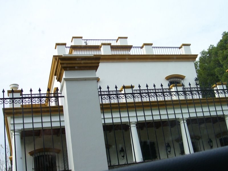 casa estilo colonial Palihue, Байя-Бланка