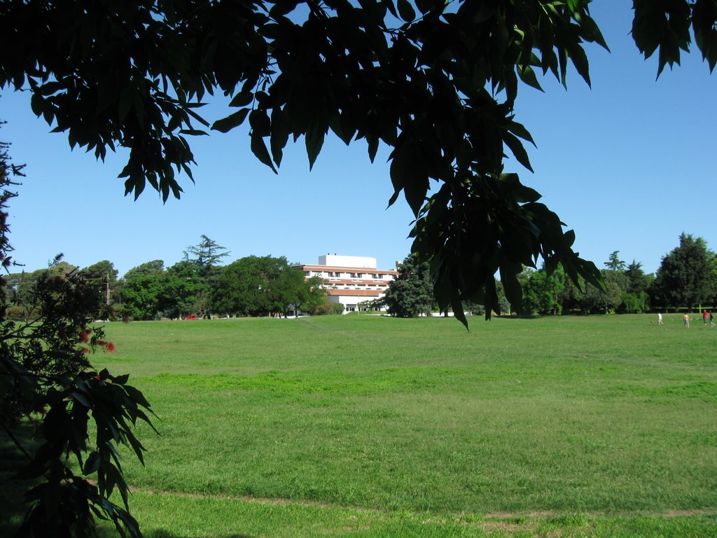Tenaris University, Кампана