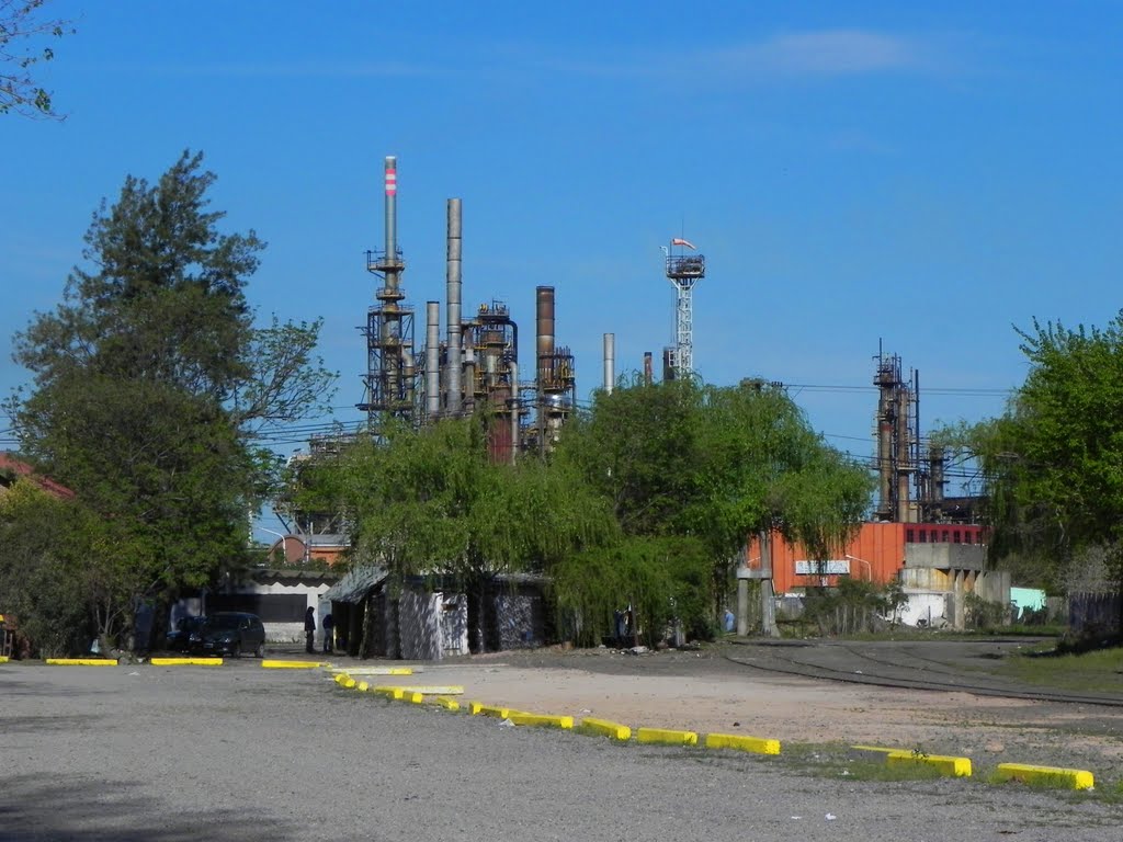 Refineria, Campana, Buenos. Aires, Argentina, Кампана