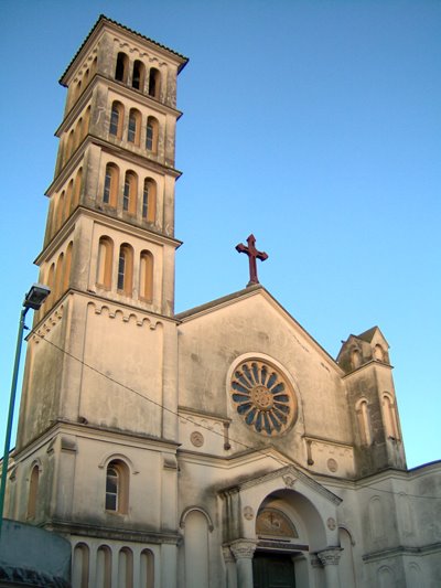 amanecer sobre la iglesia san francisco de asís, Ла-Плата