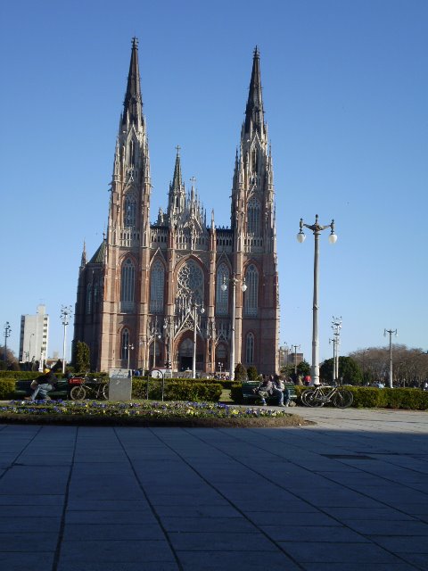 La Catedral - La Plata - ARGENTINA, Ла-Плата