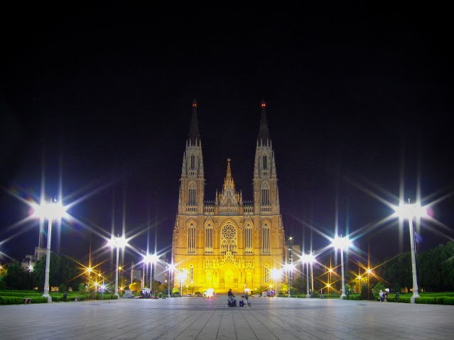 Catedral de la Ciudad de la Plata, Ла-Плата