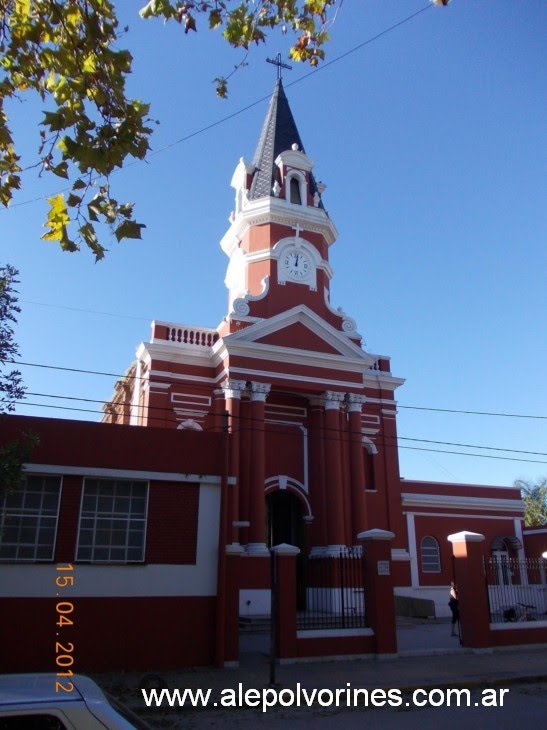 Mercedes - Iglesia San Luis Gonzaga (www.alepolvorines.com.ar), Мерседес