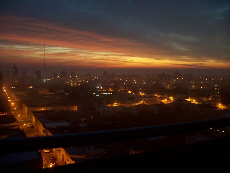 Una vista nocturna de SN, Сан-Николас