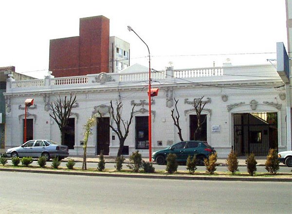 Biblioteca Popular Sarmiento - Tres Arroyos, Трес-Арройос