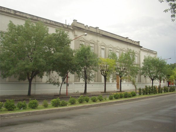 Colegio "Nuestra Señora de Luján" - Tres Arroyos, Трес-Арройос