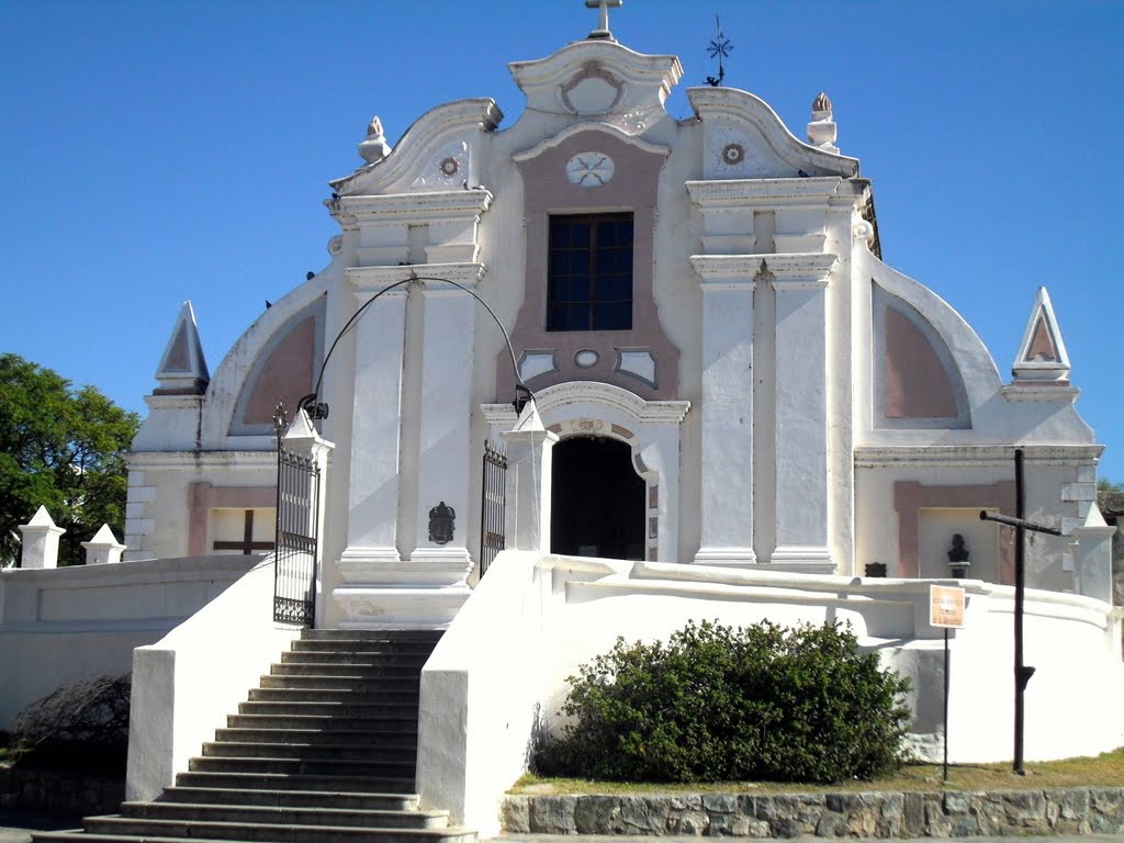 Iglesia contigua a la casa del Virrey Liniers..., Альта-Грасия