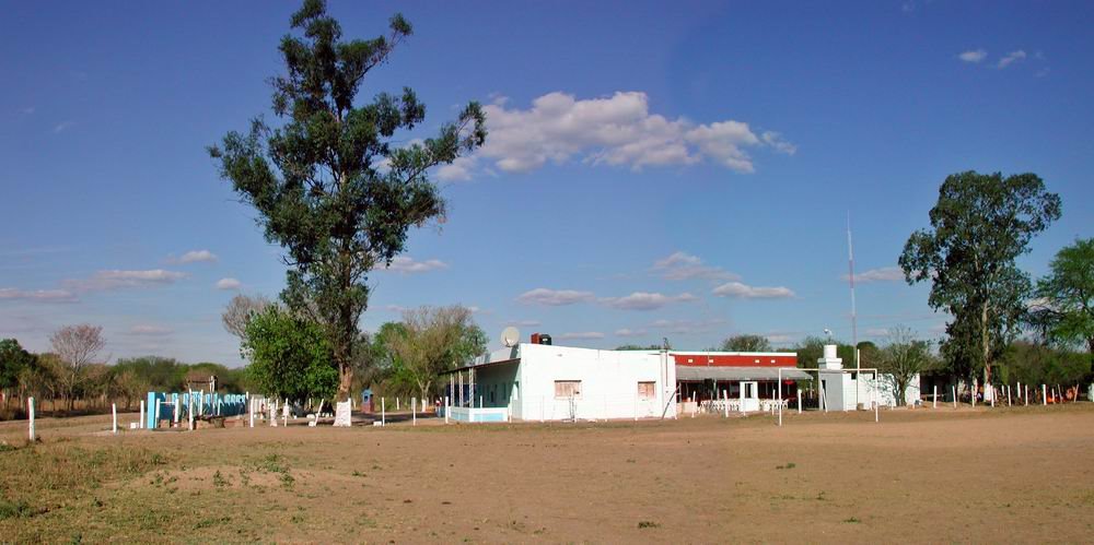 Escuela 781 - Monte Quemado Chico - Tres Isletas - Chaco, Пресиденсиа-Рокуэ-Сенз