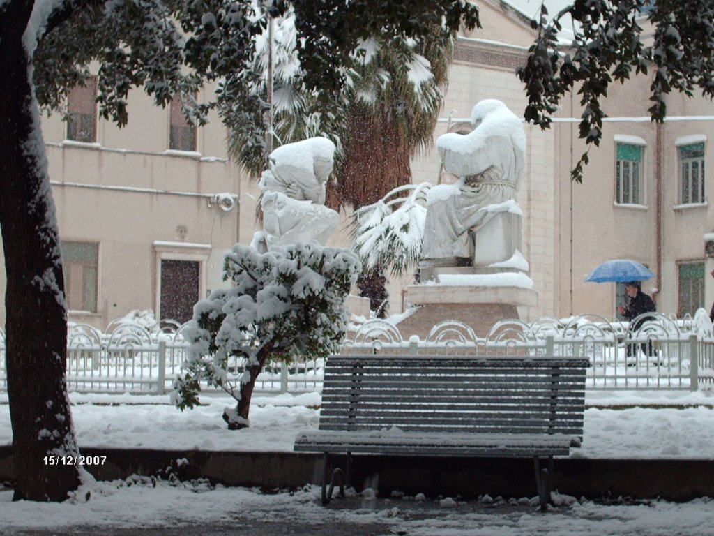 Statua Padre Pio, Андрия