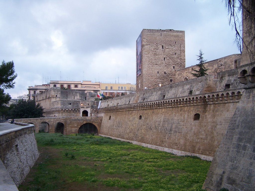 Bari - Il Castello Svevo, Бари