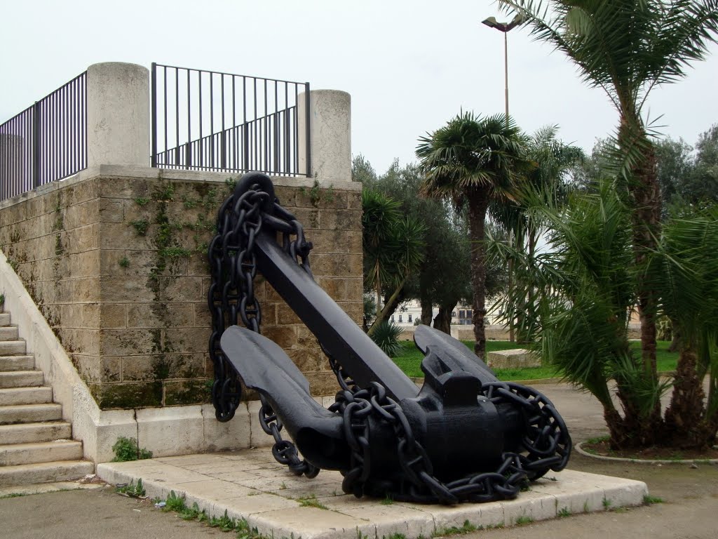 ITALIA Monumento a los Marinos, Brindisi, Бриндизи