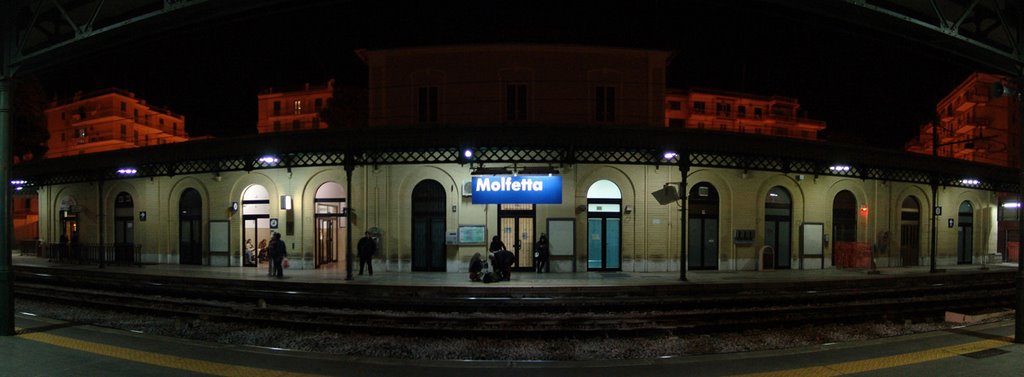 Molfetta, stazione ferroviaria, Мольфетта
